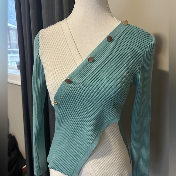 Chicme turquoise & ivory wrap sweater, front buttons, gd cond - Picture 5 of 8